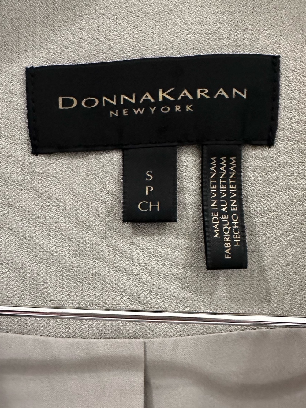 Donna Karan New York Sunburst Pleat Grey Size Small Petite NWT - Picture 3 of 4